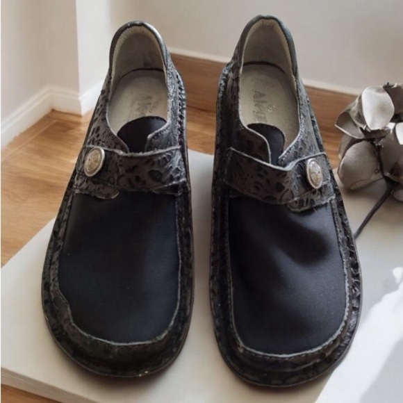 New without tags Alegria Aristoclass Black Slip on Clogs sz 7/7.5 - Picture 1 of 8